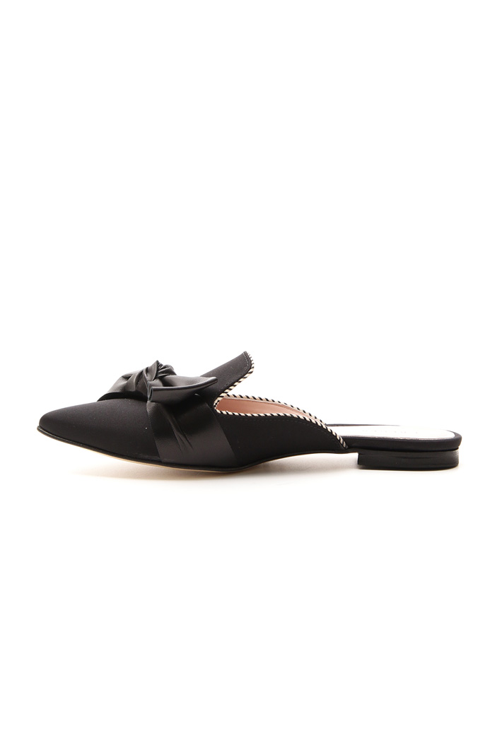 Sabot con fiocco in pelle Intrend Sabot con fiocco in pelle Intrend