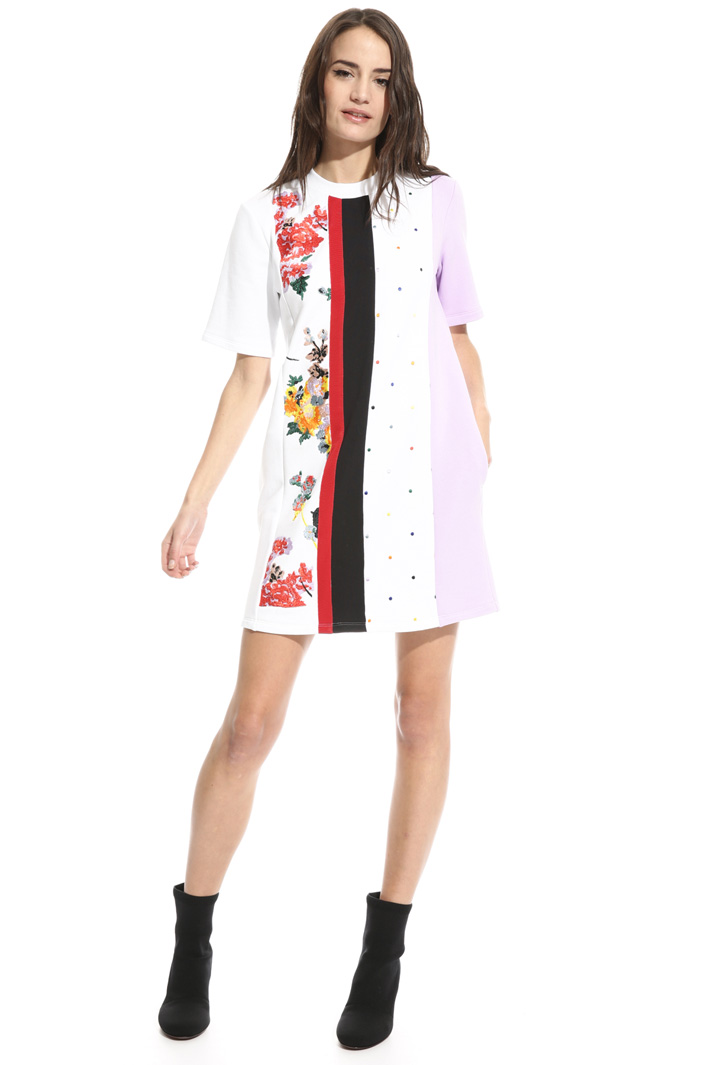 Embroidered fleece dress Intrend Embroidered fleece dress Intrend