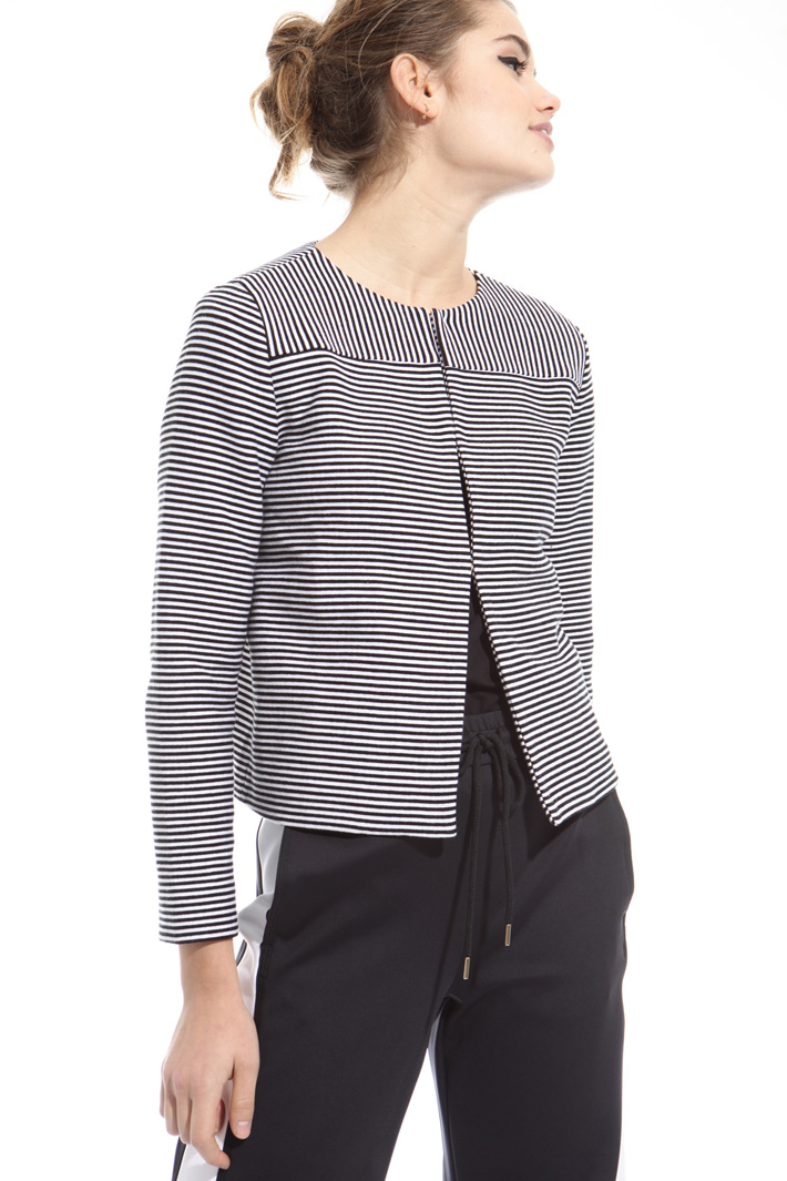 Giacca in jersey jacquard Intrend Giacca in jersey jacquard Intrend