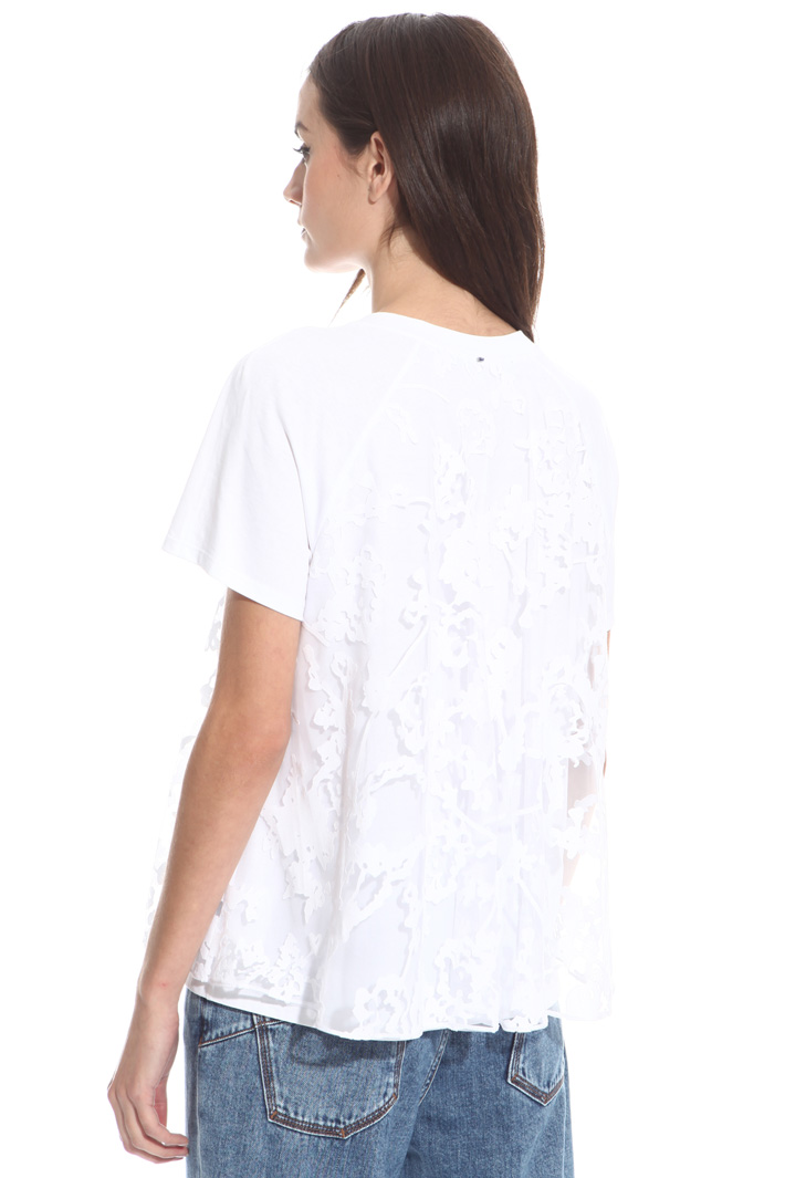 T-shirt con ricamo Intrend T-shirt con ricamo Intrend