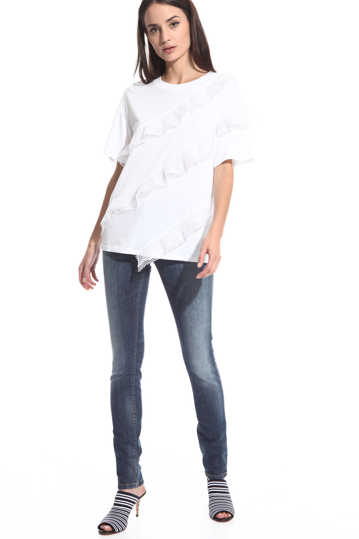 T-shirt con balze a rete Intrend T-shirt con balze a rete Intrend