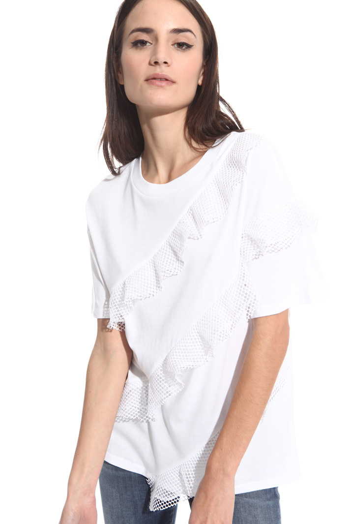 T-shirt con balze a rete Intrend T-shirt con balze a rete Intrend