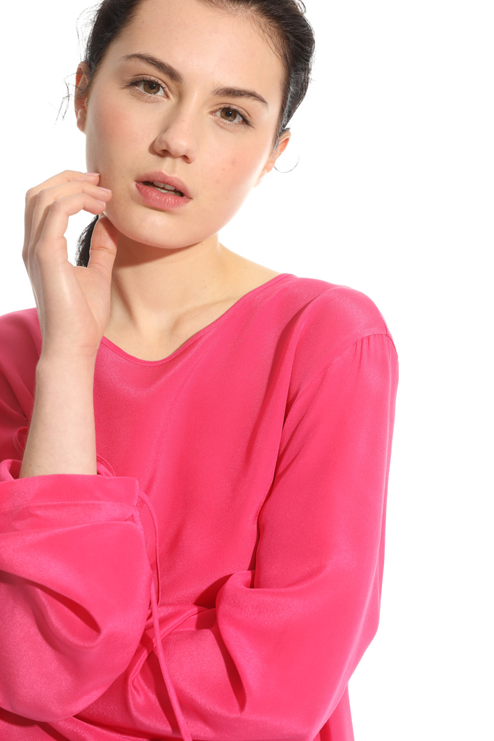 Mixed fabric blouse Intrend Mixed fabric blouse Intrend