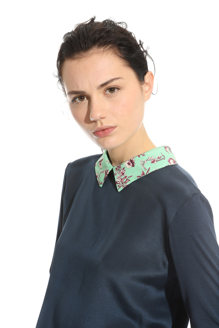 Blusa con colletto camicia Intrend Blusa con colletto camicia Intrend
