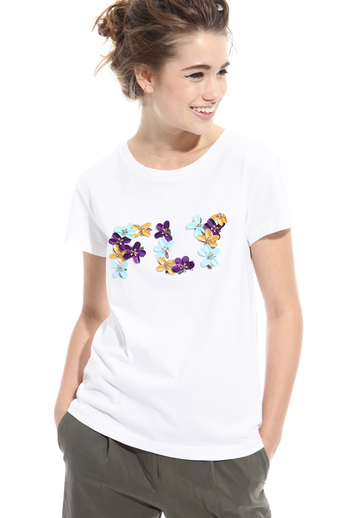 T-shirt con ricamo a rilievo Intrend T-shirt con ricamo a rilievo Intrend