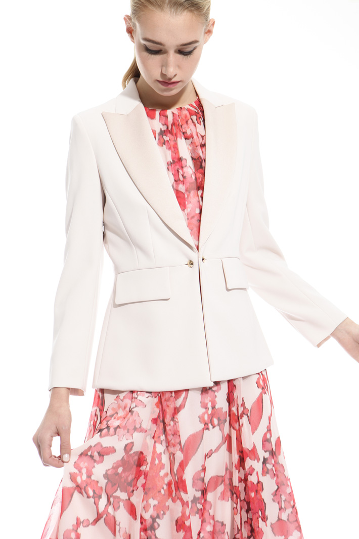 Giacca blazer in triacetato Intrend Giacca blazer in triacetato Intrend