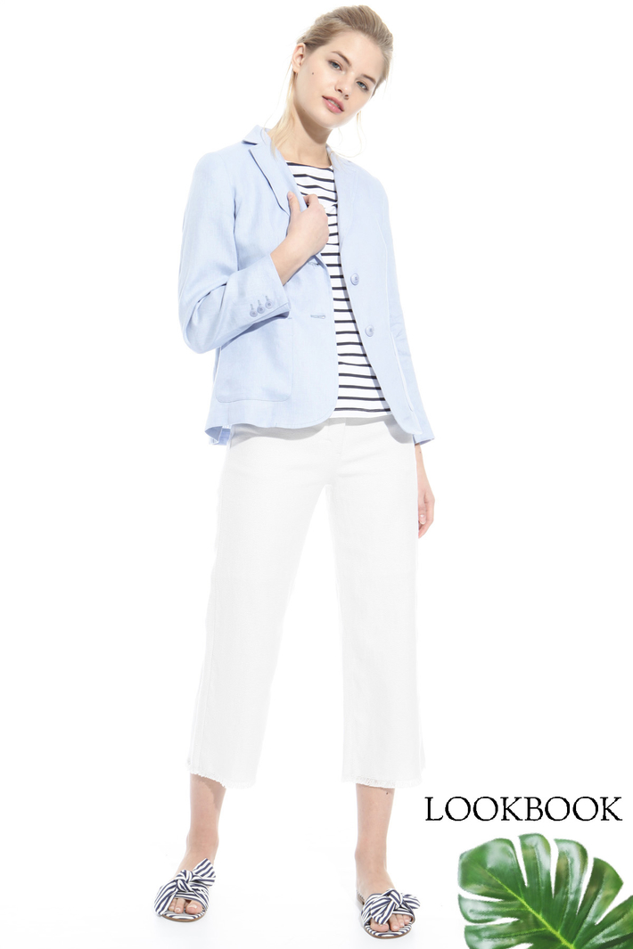 Cotton and linen blazer
Intrend Cotton and linen blazer
Intrend
