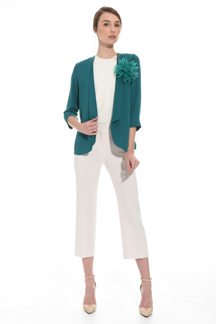 Jacket with matching brooch Intrend Jacket with matching brooch Intrend