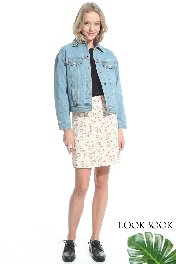 Giacca in jeans con ricamo Intrend Giacca in jeans con ricamo Intrend