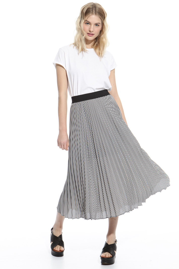 Pleated midi skirt Intrend Pleated midi skirt Intrend