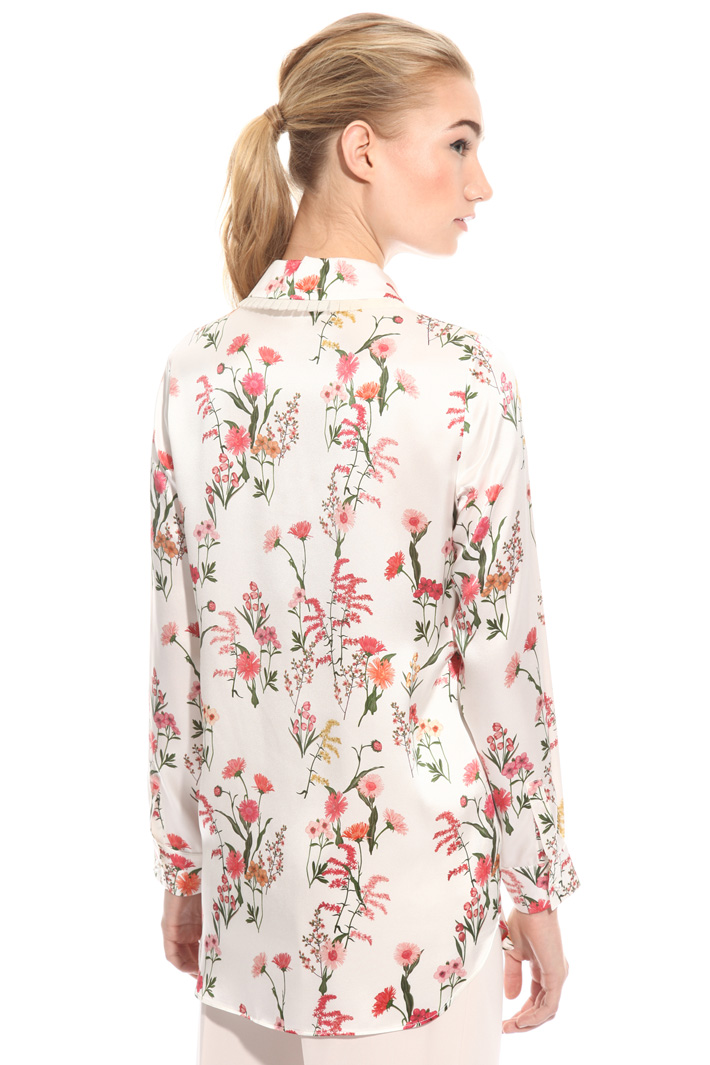 Printed satin shirt Intrend Printed satin shirt Intrend