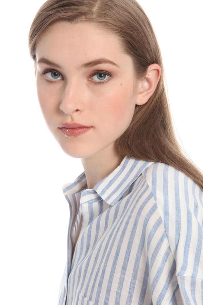 Oversized linen shirt Intrend Oversized linen shirt Intrend