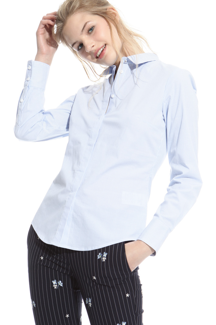 Fitted cotton shirt Intrend Fitted cotton shirt Intrend