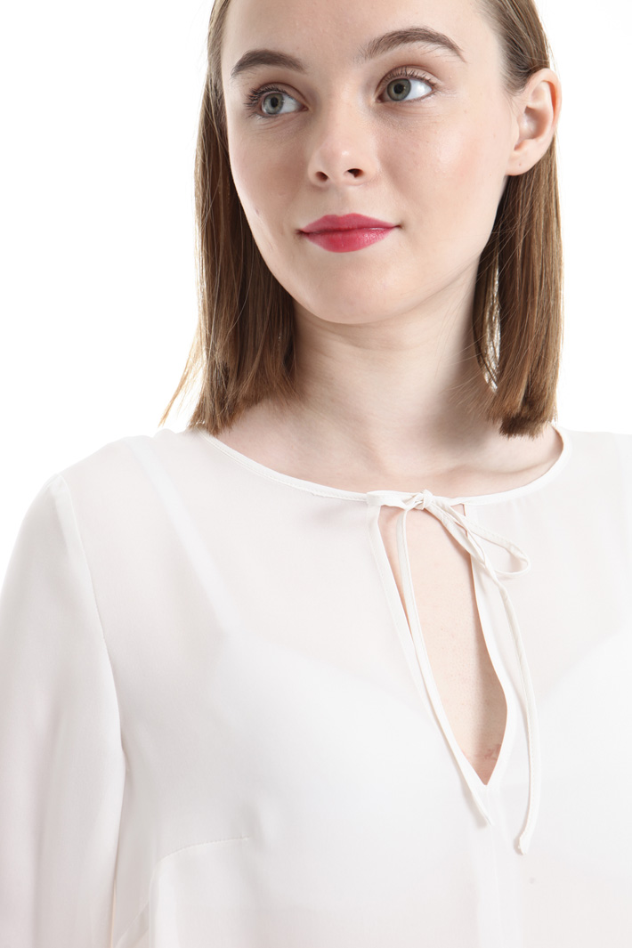 Silk georgette blouse Intrend Silk georgette blouse Intrend
