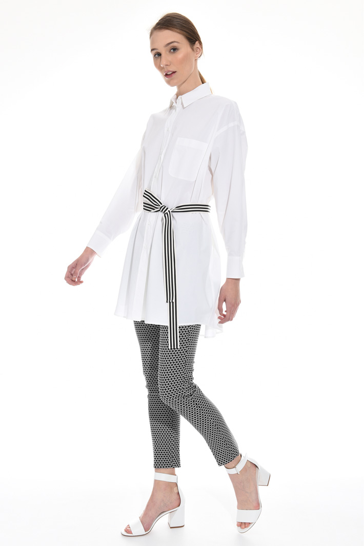 Oversized poplin shirt Intrend Oversized poplin shirt Intrend