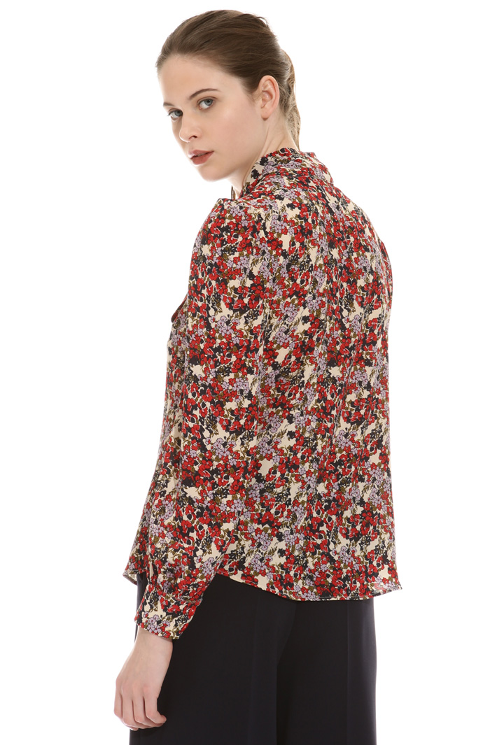 Scarf-neck blouse Intrend Scarf-neck blouse Intrend