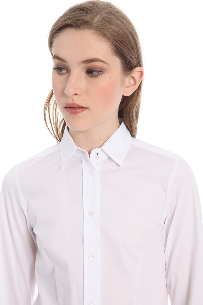Close fitting cotton shirt Intrend Close fitting cotton shirt Intrend