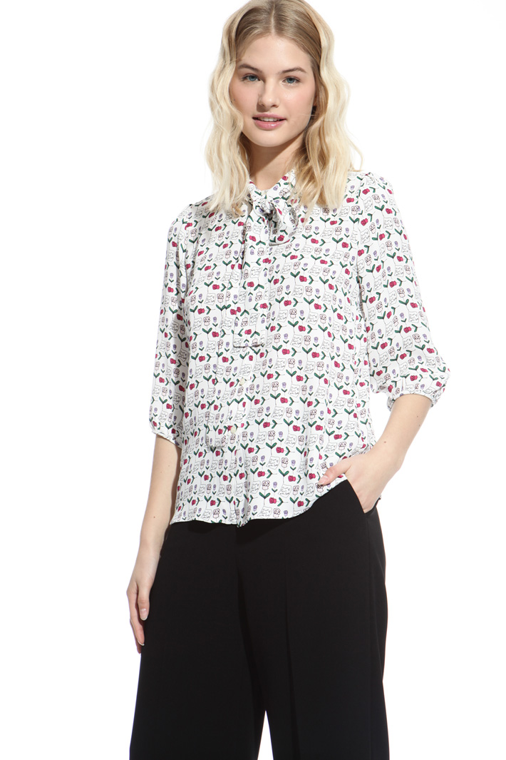 Viscose crepe shirt Intrend Viscose crepe shirt Intrend
