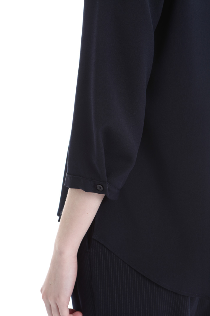 Blusa in crepe Intrend Blusa in crepe Intrend