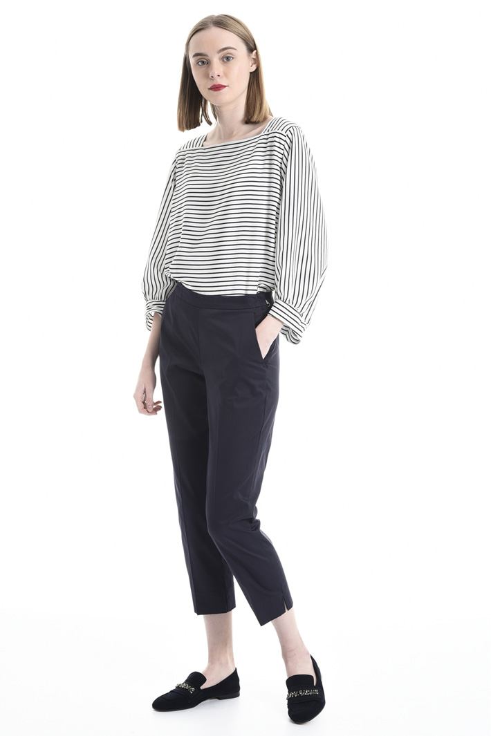 Gabardine capri trousers Intrend Gabardine capri trousers Intrend