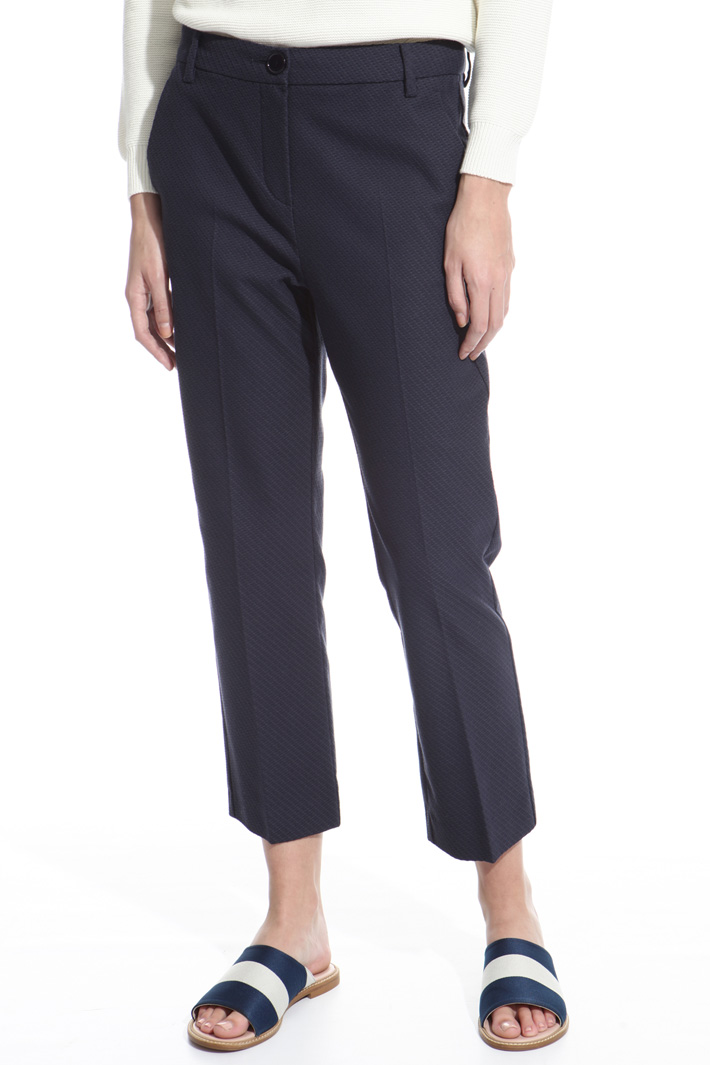 Pantalone cropped con bottoni Intrend Pantalone cropped con bottoni Intrend