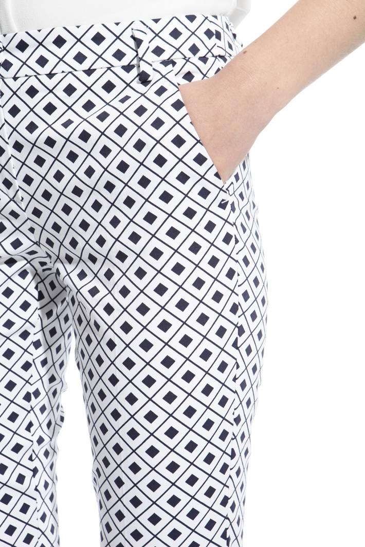 Pantalone in cotone stretch Intrend Pantalone in cotone stretch Intrend