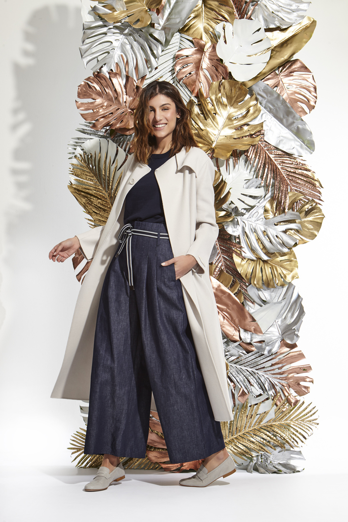 Wide-leg denim trousers Intrend Wide-leg denim trousers Intrend