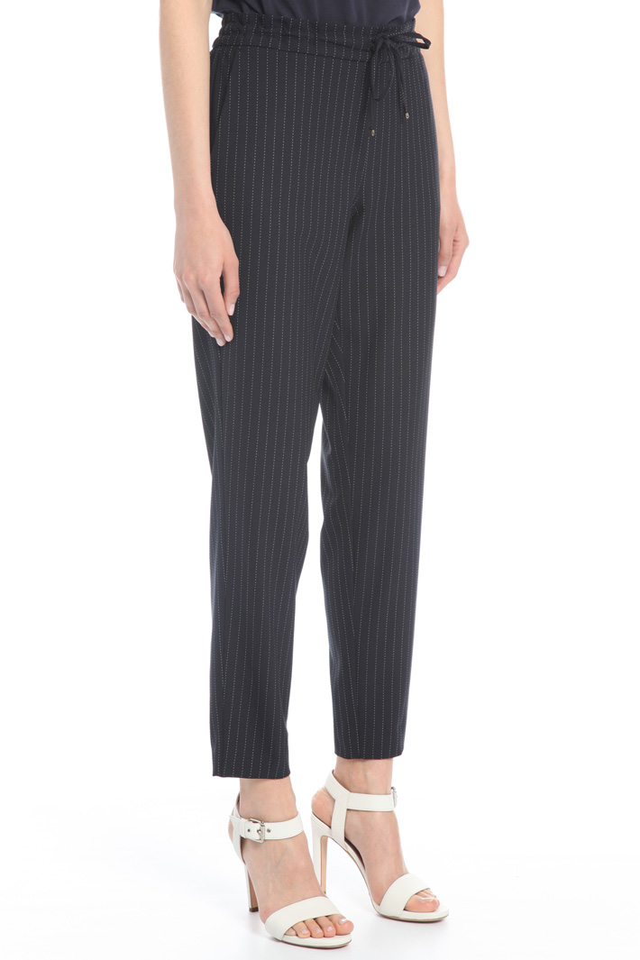 Pantalone gessato con coulisse Intrend Pantalone gessato con coulisse Intrend