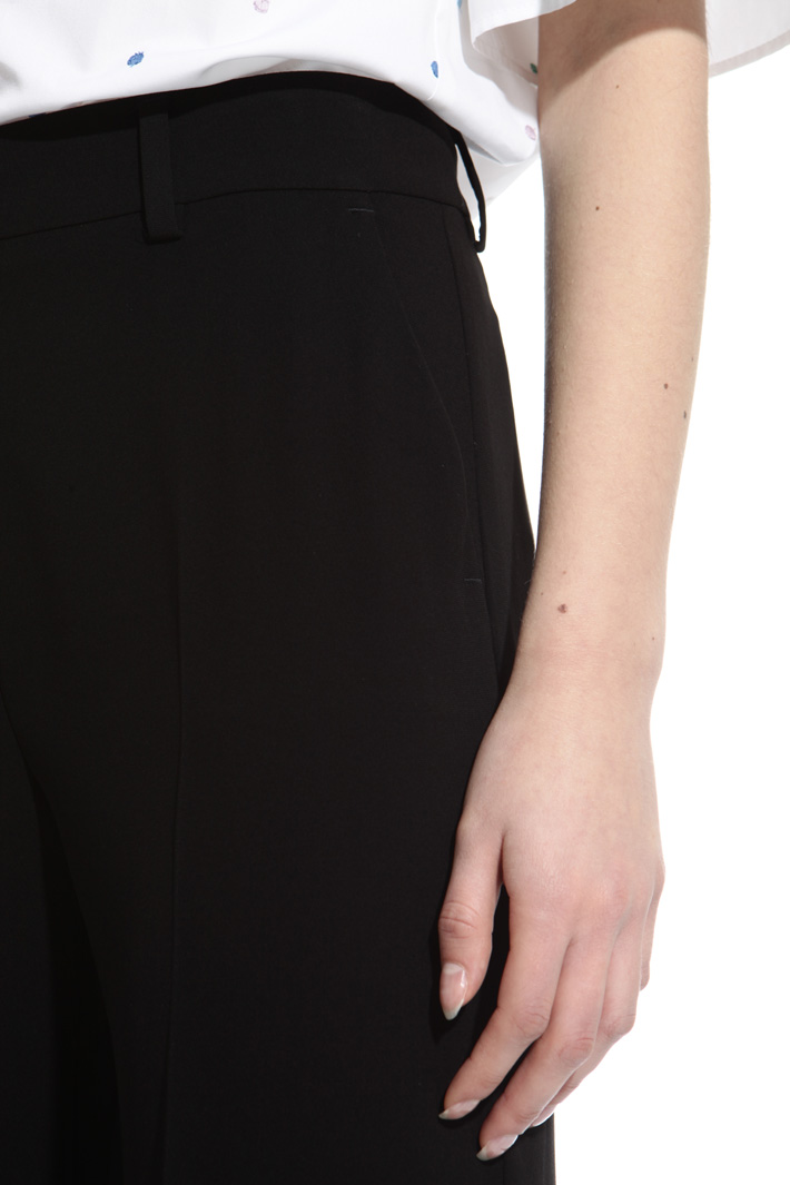 Fluid fabric trousers Intrend Fluid fabric trousers Intrend