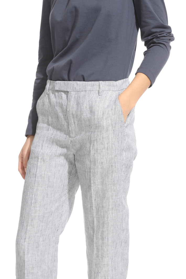 Pure linen trousers
Intrend Pure linen trousers
Intrend