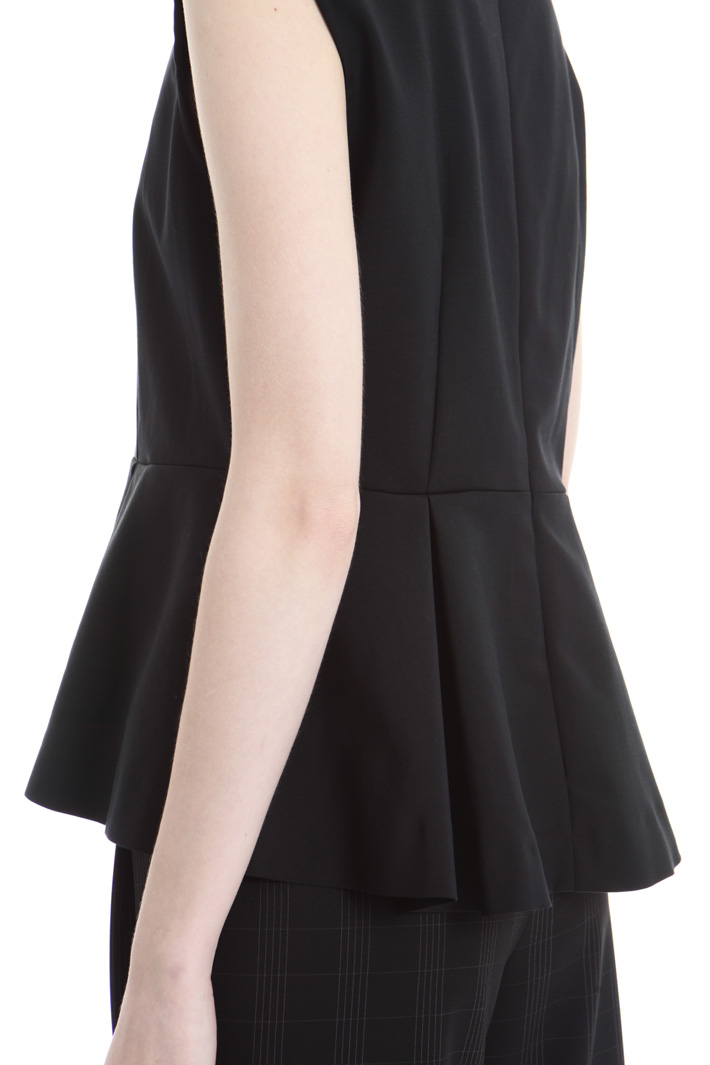 Pleated peplum top Intrend Pleated peplum top Intrend