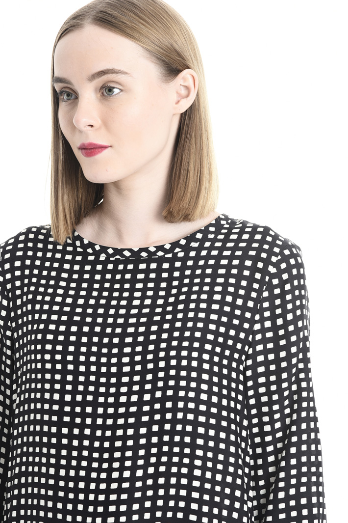 Fluid silk blouse Intrend Fluid silk blouse Intrend