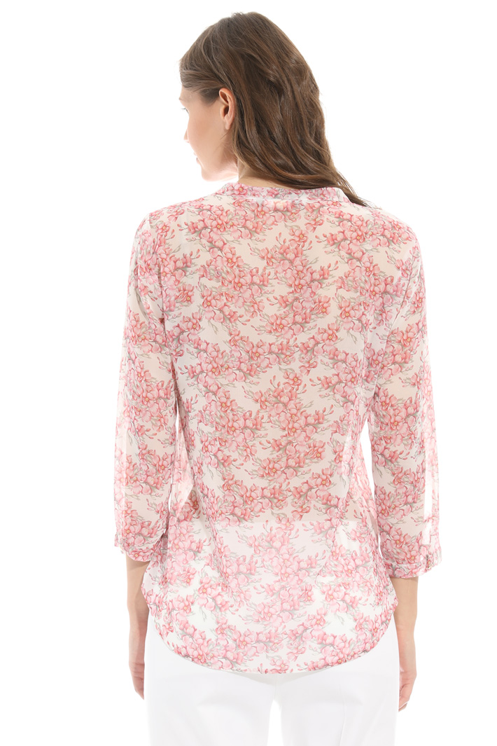 Crepe fabric blouse Intrend Crepe fabric blouse Intrend