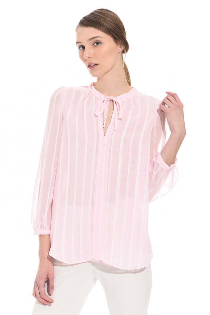 Embroidered blouse Intrend Embroidered blouse Intrend