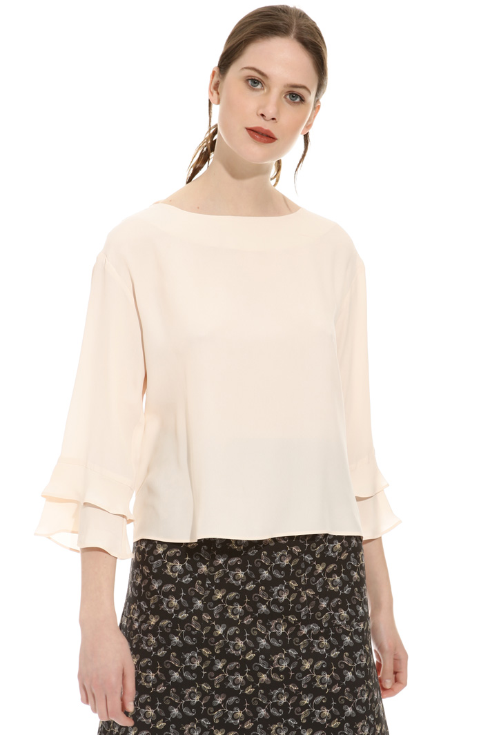 Silk crepe blouse Intrend Silk crepe blouse Intrend