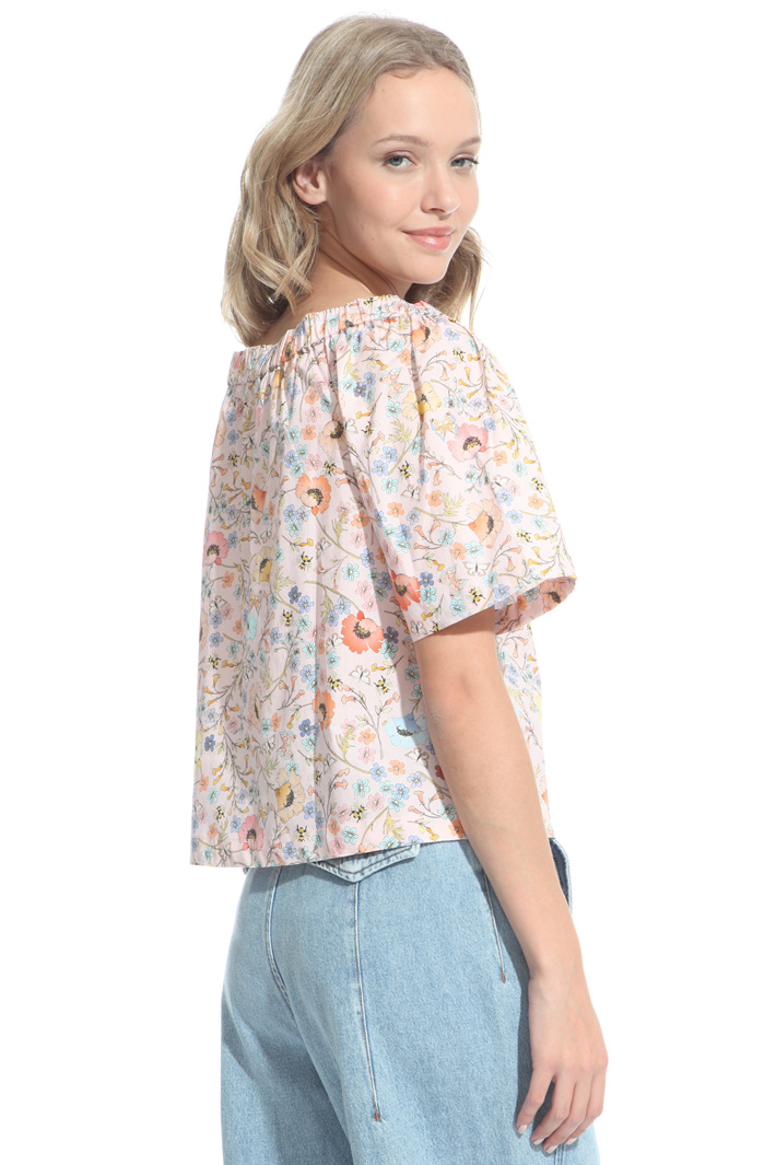 Top con scollo a barchetta Intrend Top con scollo a barchetta Intrend