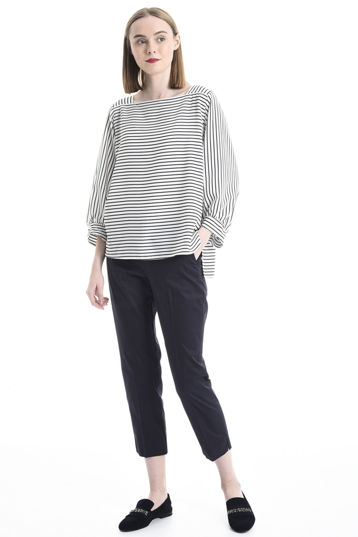 Rounded sleeve blouse Intrend Rounded sleeve blouse Intrend