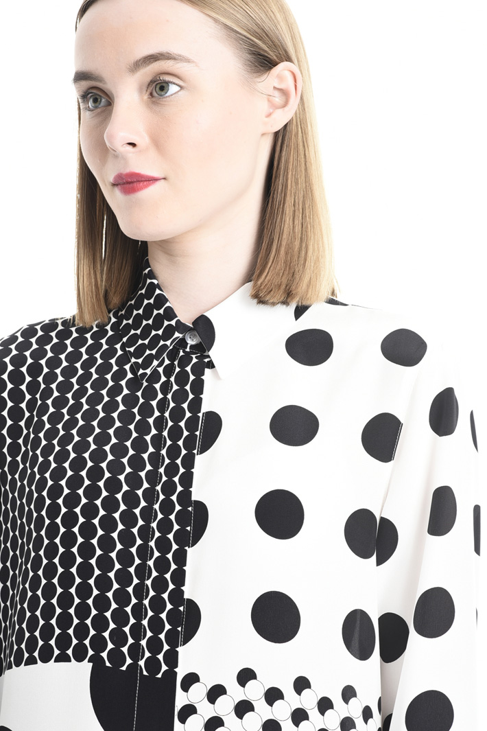 Long silk shirt Intrend Long silk shirt Intrend