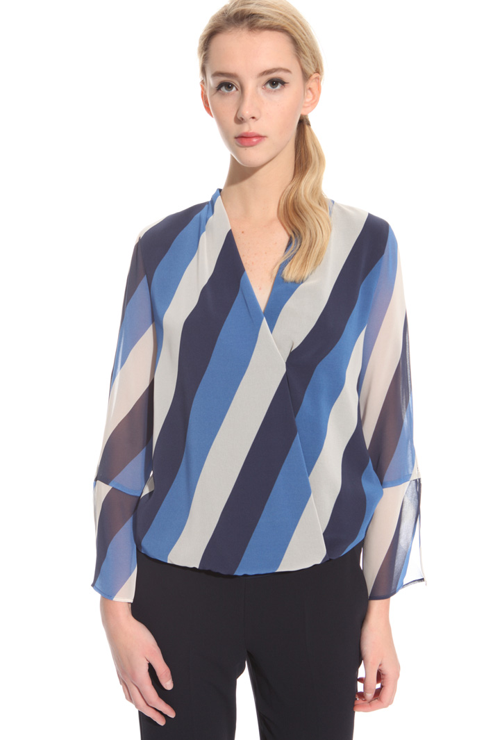 Blusa con pannelli sovrapposti Intrend Blusa con pannelli sovrapposti Intrend