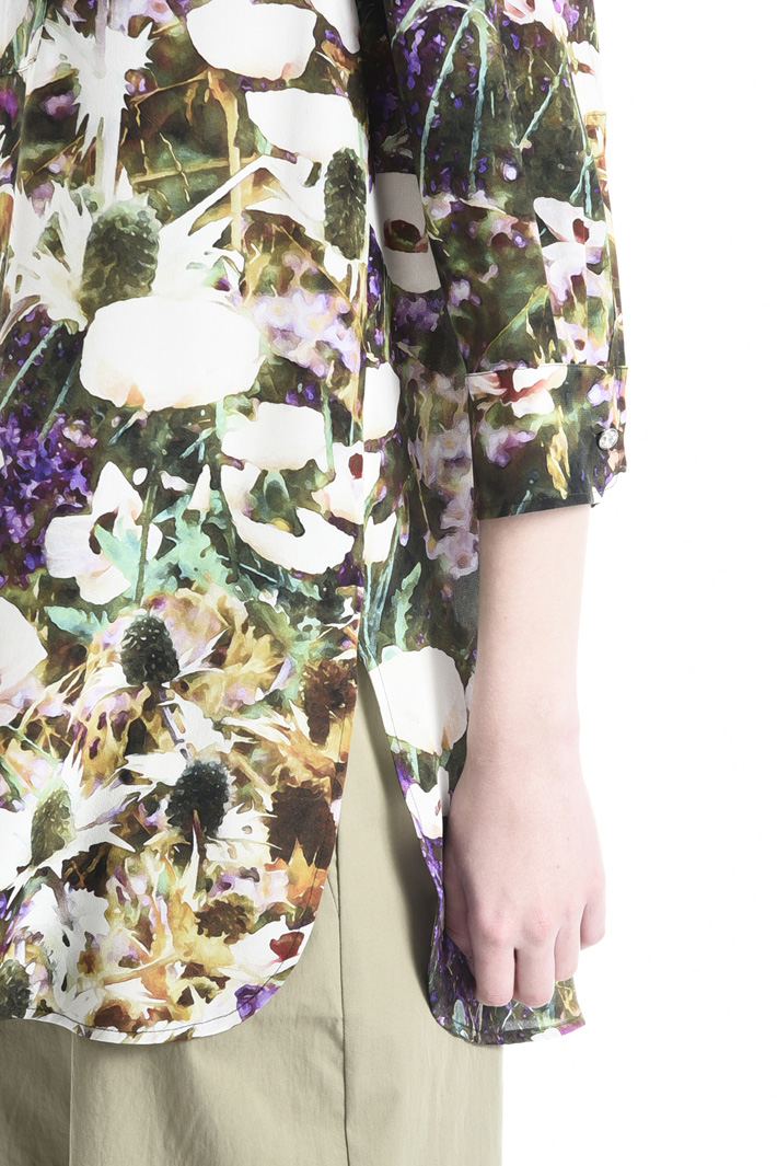 Oversized silk crepe blouse Intrend Oversized silk crepe blouse Intrend