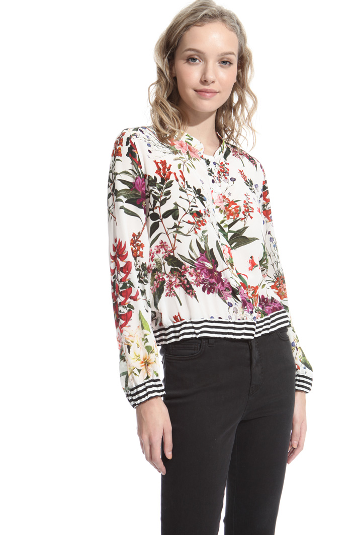 Silk georgette shirt Intrend Silk georgette shirt Intrend