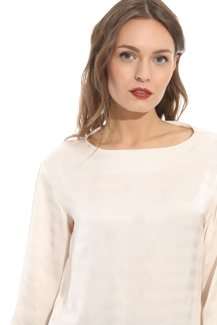 Viscose satin blouse Intrend Viscose satin blouse Intrend