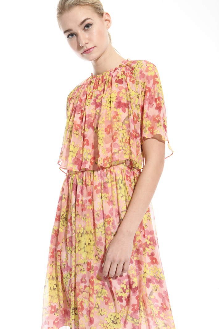 Silk crepon dress Intrend Silk crepon dress Intrend
