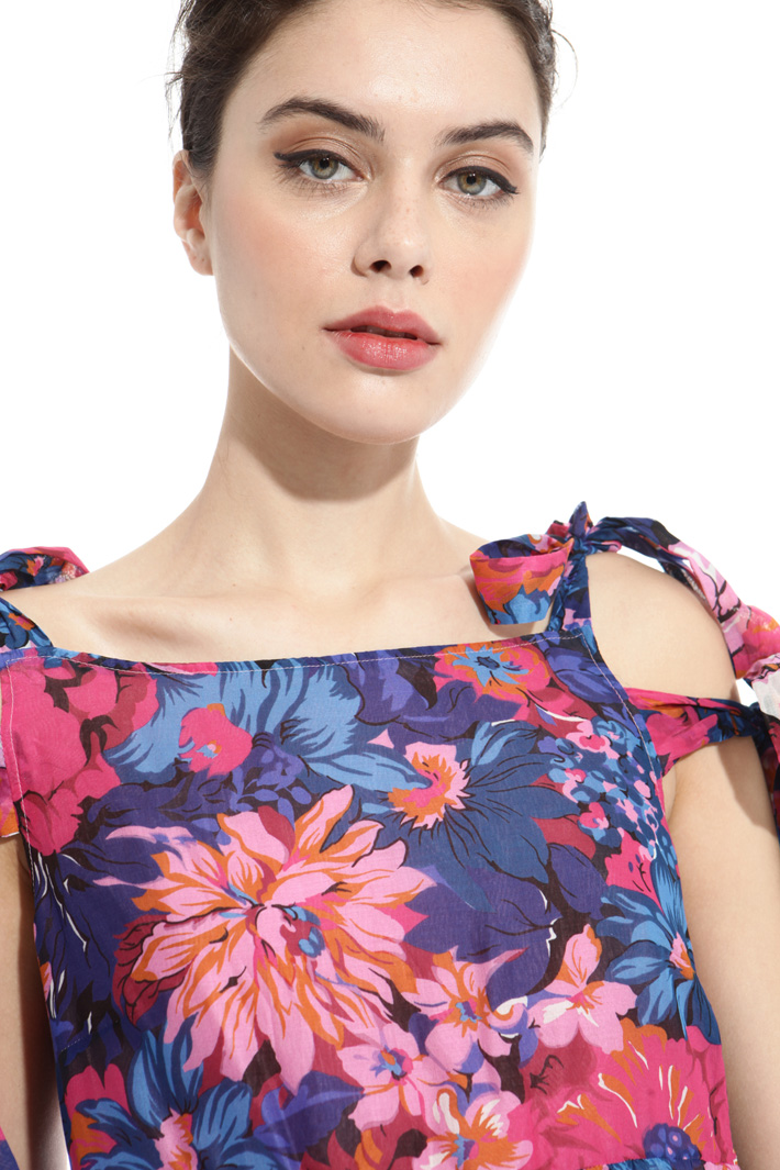 Maxi abito in voile Intrend Maxi abito in voile Intrend