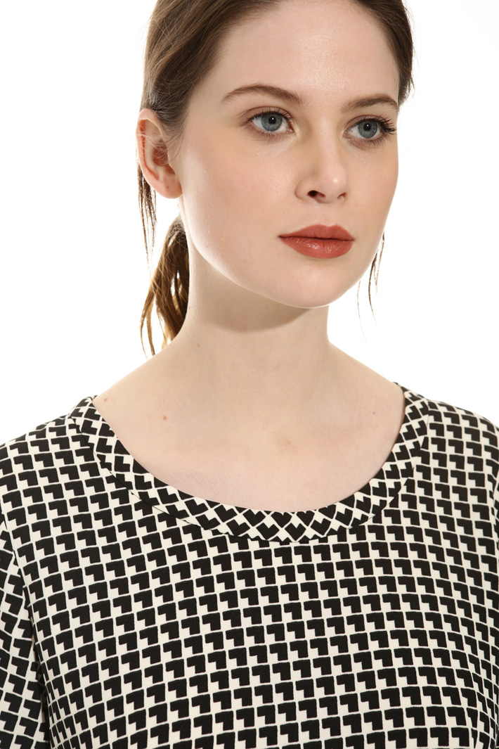 Flared flounced dress Intrend Flared flounced dress Intrend