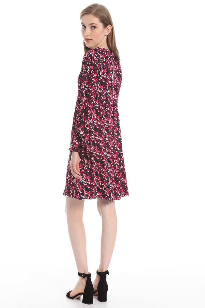 Crepe envers satin dress Intrend Crepe envers satin dress Intrend