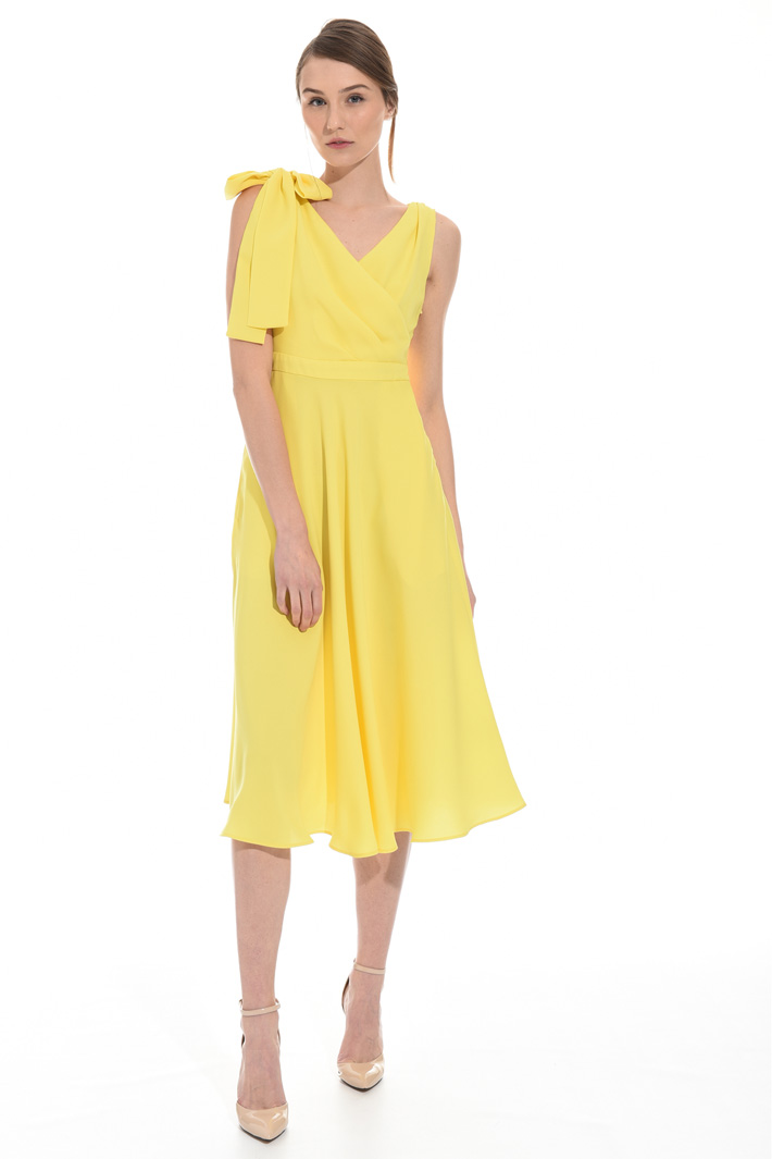 Midi dress in envers satin Intrend Midi dress in envers satin Intrend