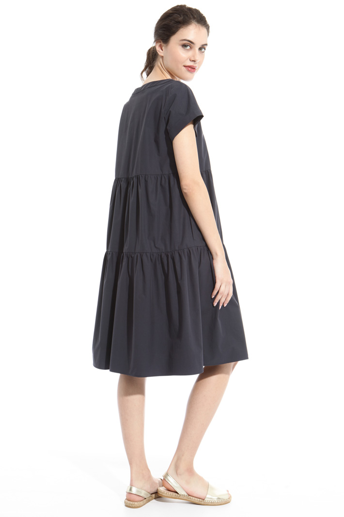 Loose dress with pockets Intrend Loose dress with pockets Intrend
