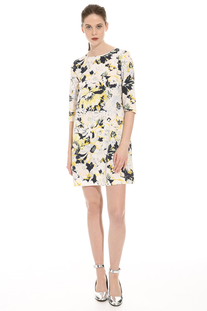 Crepe fabric dress Intrend Crepe fabric dress Intrend