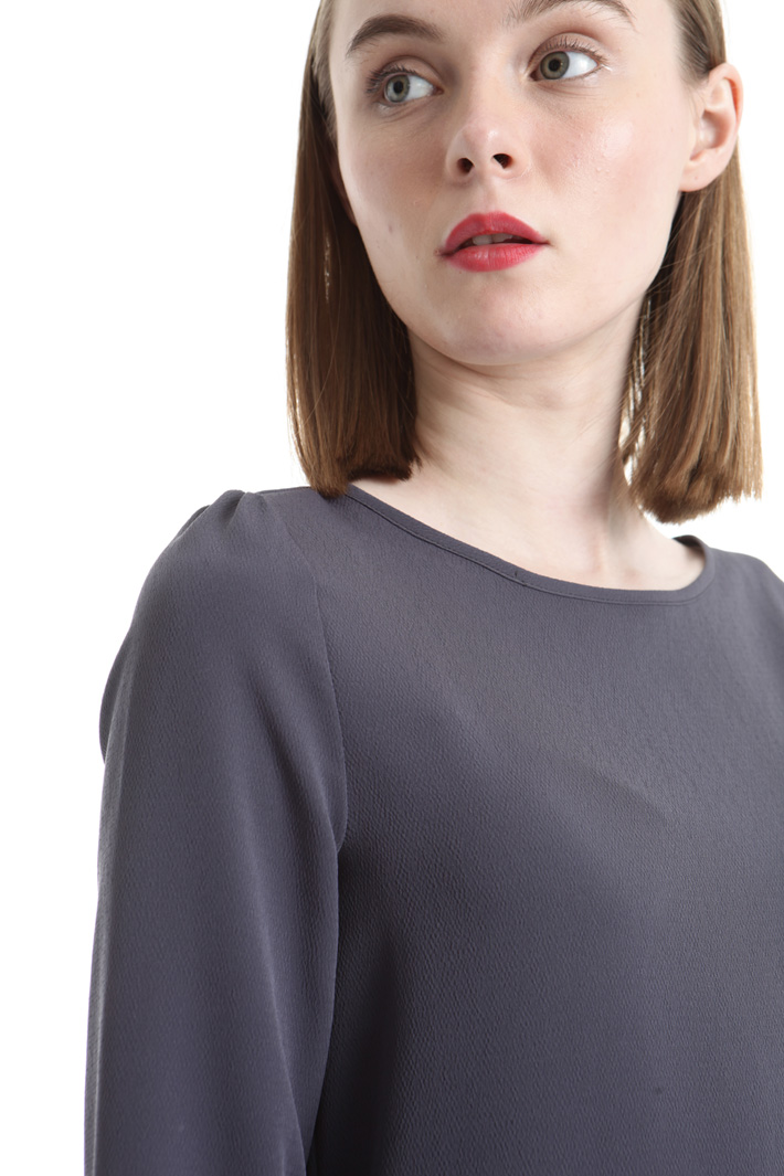Crepe fabric dress Intrend Crepe fabric dress Intrend